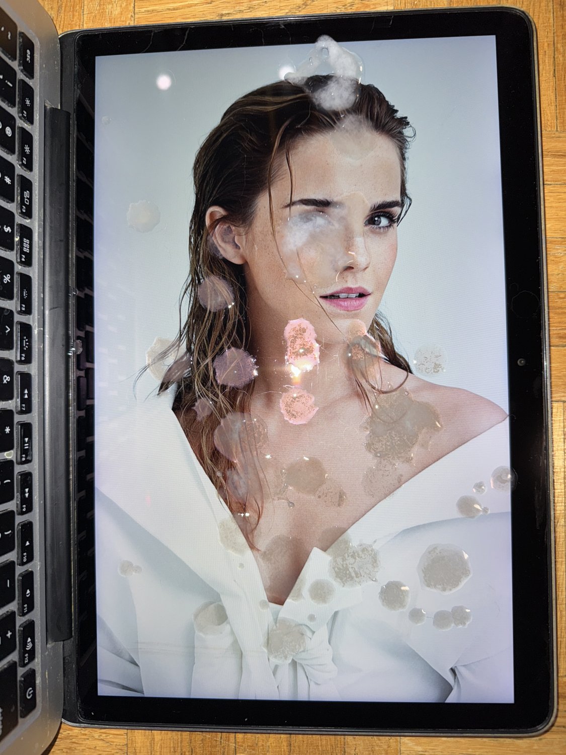 0m5bDVS1 Emma Watson Cum Tribute 053 02.jpg